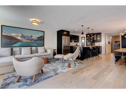 B-116 Otter Street, Banff, AB - Indoor Photo Showing Living Room