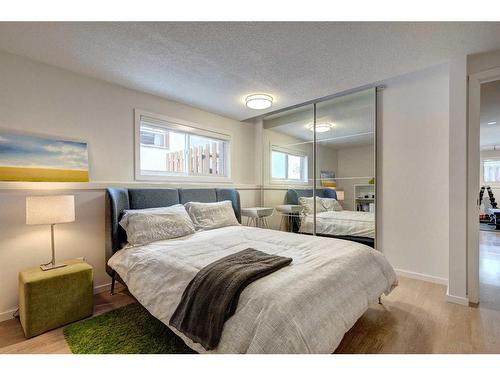 B-116 Otter Street, Banff, AB - Indoor Photo Showing Bedroom