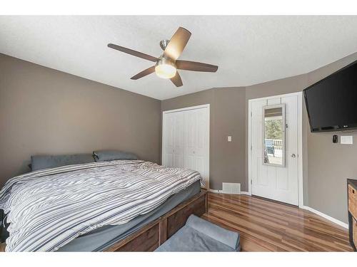 680104 Range Road 223.5, Athabasca, AB - Indoor Photo Showing Bedroom