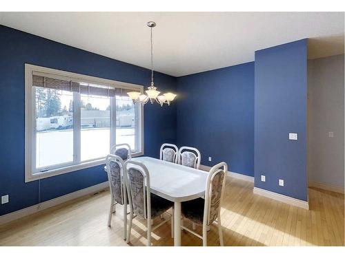 1506 62 Street, Edson, AB - Indoor Photo Showing Dining Room