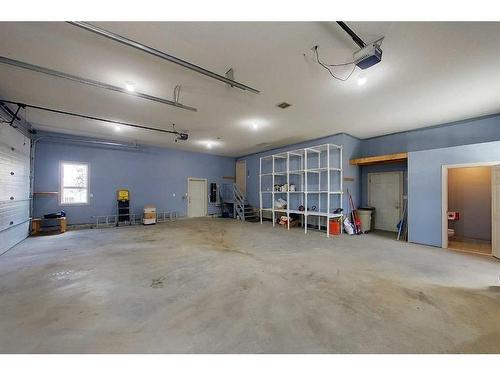 1506 62 Street, Edson, AB - Indoor Photo Showing Garage