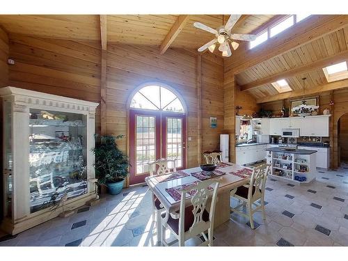 593002A Range Road 121, Rural Woodlands County, AB - Indoor Photo Showing Dining Room