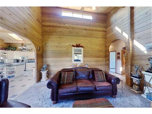 593002A Range Road 121, Rural Woodlands County, AB - Indoor