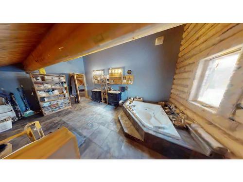 252 Woodley Drive, Hinton, AB - Indoor