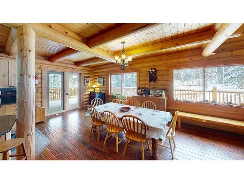 252 Woodley Drive, Hinton, AB - Indoor Photo Showing Dining Room