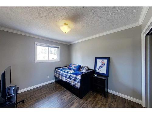 4435 6 Avenue, Edson, AB - Indoor Photo Showing Bedroom