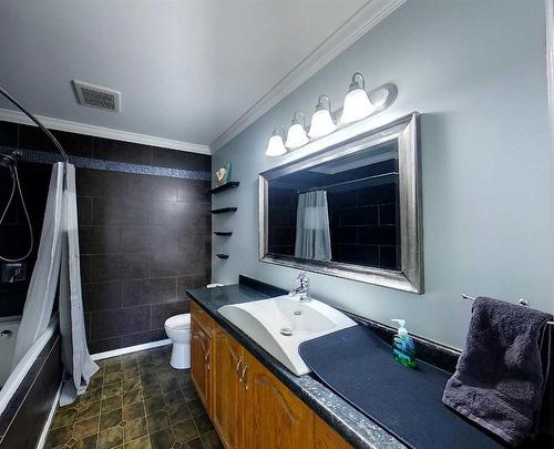 4435 6 Avenue, Edson, AB - Indoor Photo Showing Bathroom