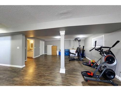 4435 6 Avenue, Edson, AB - Indoor Photo Showing Gym Room