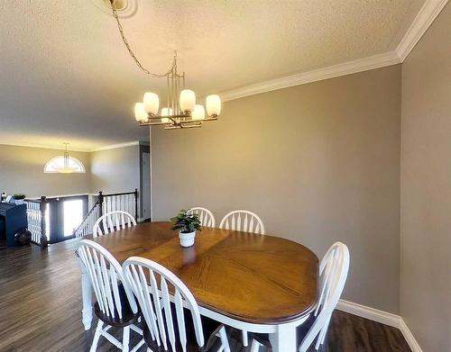 4435 6 Avenue, Edson, AB - Indoor Photo Showing Dining Room