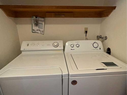 60 Baxter Crescent, Whitecourt, AB - Indoor Photo Showing Laundry Room