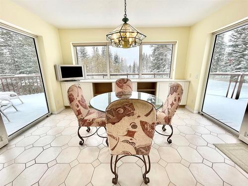 210 Seabolt Estates, Rural Yellowhead County, AB - Indoor Photo Showing Dining Room