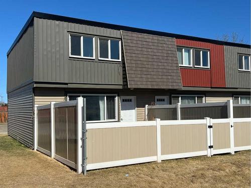 29-608 Main Street Nw, Slave Lake, AB - Outdoor With Exterior