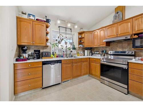 1814 48 Street, Edson, AB - Indoor Photo Showing Kitchen With Double Sink