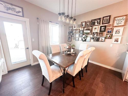 18 Riverdale Bend, Whitecourt, AB - Indoor Photo Showing Dining Room