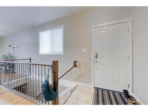 137-116 6 Avenue Ne, Slave Lake, AB - Indoor Photo Showing Other Room