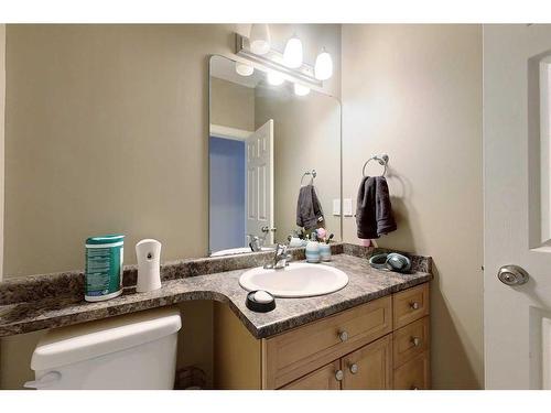 137-116 6 Avenue Ne, Slave Lake, AB - Indoor Photo Showing Bathroom