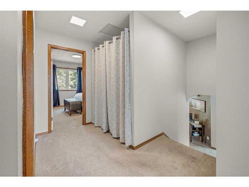 4136 4 Avenue, Edson, AB - Indoor Photo Showing Other Room