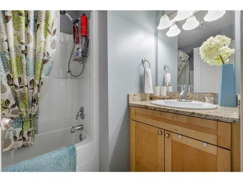 4-1624 41 Street, Edson, AB - Indoor Photo Showing Bathroom