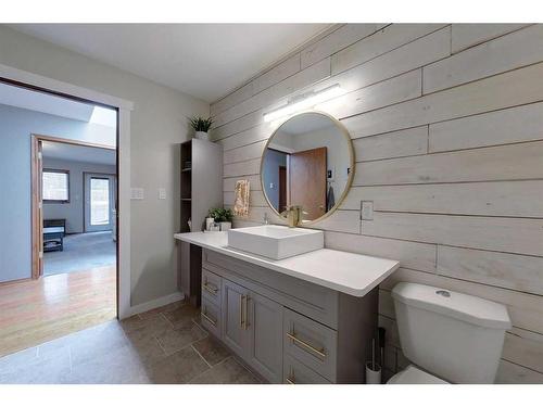 73017 Southshore Drive East, Widewater, AB - Indoor Photo Showing Bathroom