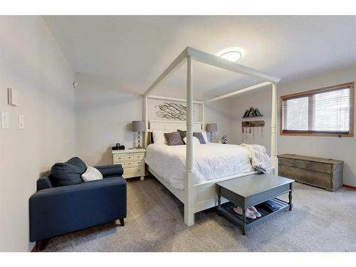 73017 Southshore Drive East, Widewater, AB - Indoor Photo Showing Bedroom