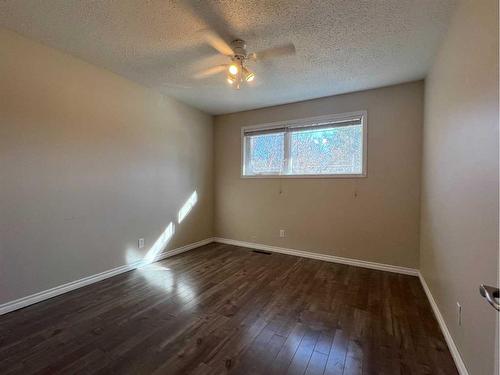 4304 7 Avenue, Edson, AB - Indoor Photo Showing Other Room