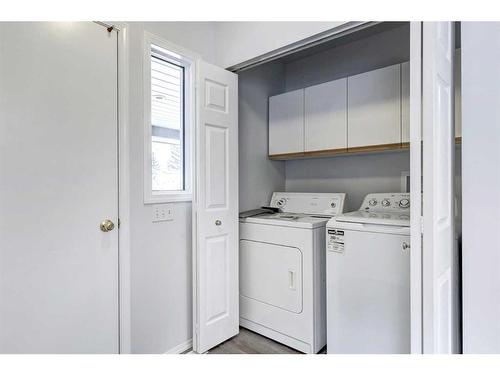 100B Rummel Place, Canmore, AB - Indoor Photo Showing Laundry Room