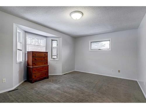 100B Rummel Place, Canmore, AB - Indoor Photo Showing Other Room