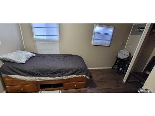 610 52 Street, Edson, AB - Indoor Photo Showing Bedroom