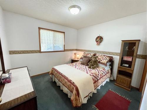 24022C Highway 16 W, Rural Yellowhead County, AB - Indoor Photo Showing Bedroom