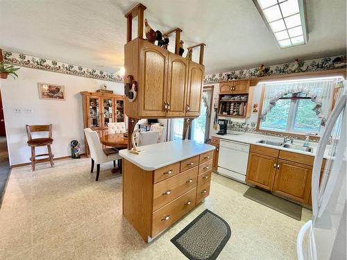 24022C Highway 16 W, Rural Yellowhead County, AB - Indoor Photo Showing Kitchen With Double Sink