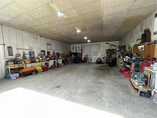 24022C Highway 16 W, Rural Yellowhead County, AB - Indoor Photo Showing Garage