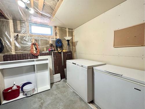 4823 Ravine Drive, Swan Hills, AB - Indoor Photo Showing Laundry Room