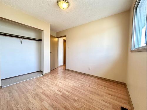20 Southview Avenue, Swan Hills, AB - Indoor Photo Showing Other Room