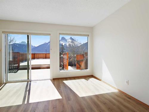 115 Moraine Road, Canmore, AB - Indoor