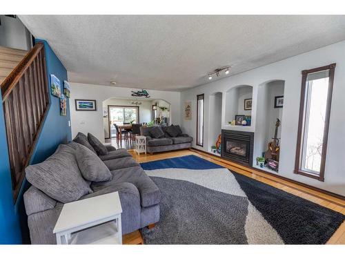 174 Hallam Drive, Hinton, AB - Indoor Photo Showing Living Room With Fireplace