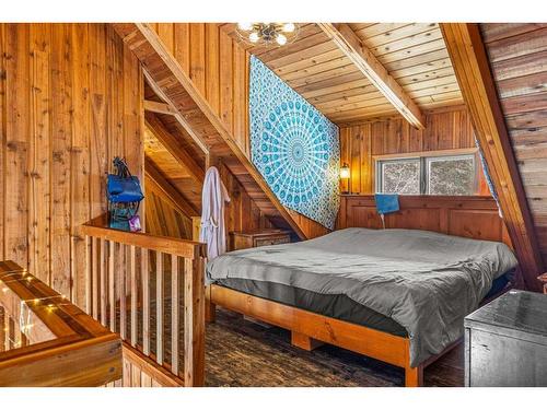 37 Heart Road, Lac Des Arcs, AB - Indoor Photo Showing Other Room