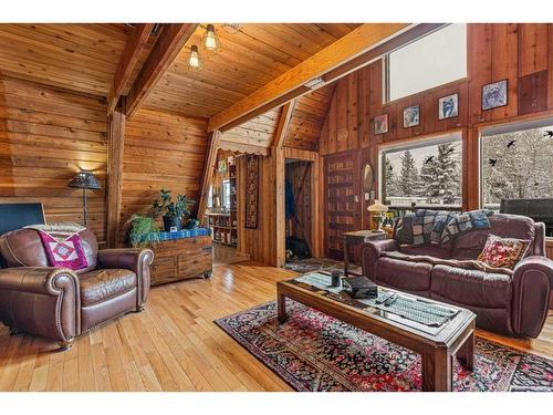 37 Heart Road, Lac Des Arcs, AB - Indoor Photo Showing Other Room