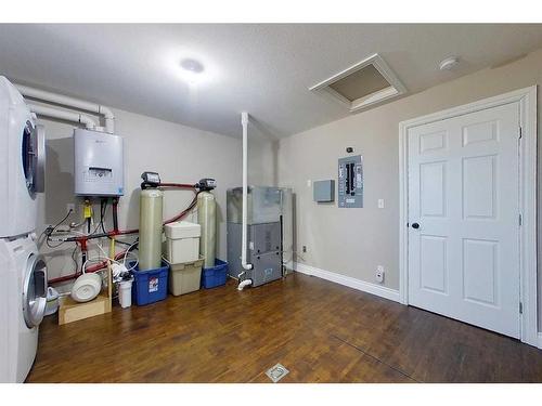 703-12051 Township Road, Smith, AB - Indoor Photo Showing Other Room