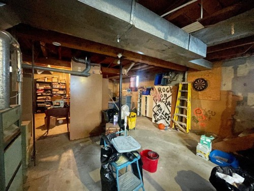 6432 17 Avenue, Edson, AB - Indoor Photo Showing Basement