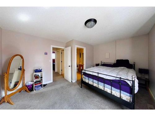 6-503 65 Street, Edson, AB - Indoor Photo Showing Bedroom