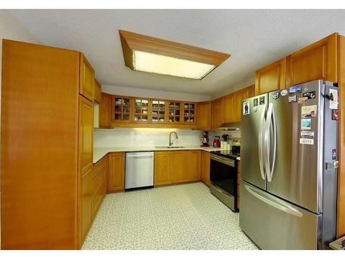 1110 60 Street, Edson, AB - Indoor Photo Showing Kitchen