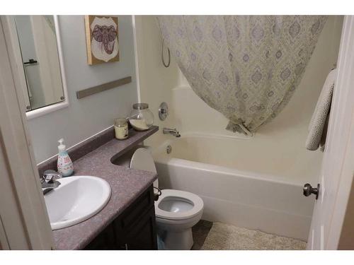 5810 12A Avenue, Edson, AB - Indoor Photo Showing Bathroom