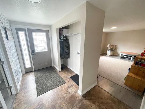 39 Auttreaux Drive, Whitecourt, AB - Indoor Photo Showing Other Room