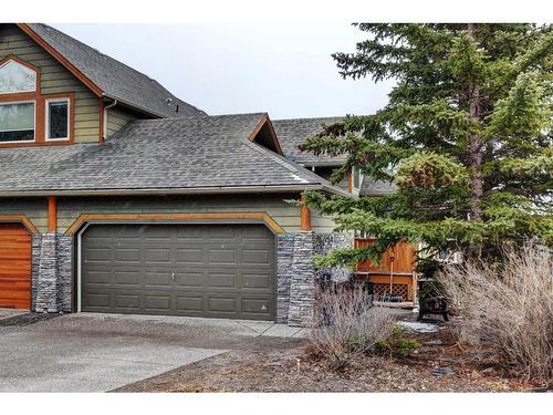 143 Morris, Canmore, AB - Outdoor