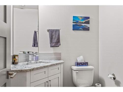 14-428 Marten Street, Banff, AB - Indoor Photo Showing Bathroom