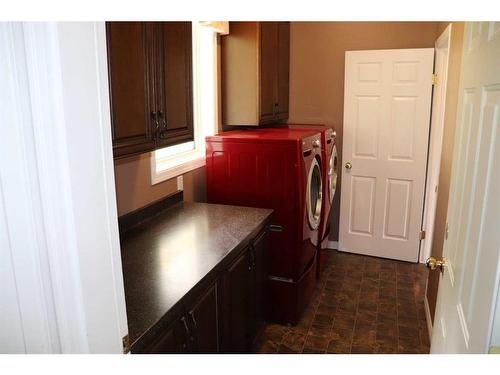 53203A Range Road 183, Rural Yellowhead County, AB - Indoor Photo Showing Laundry Room