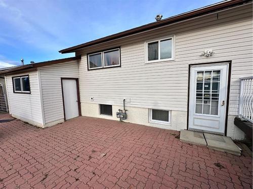 403 6 Avenue, Fox Creek, AB - Outdoor With Exterior