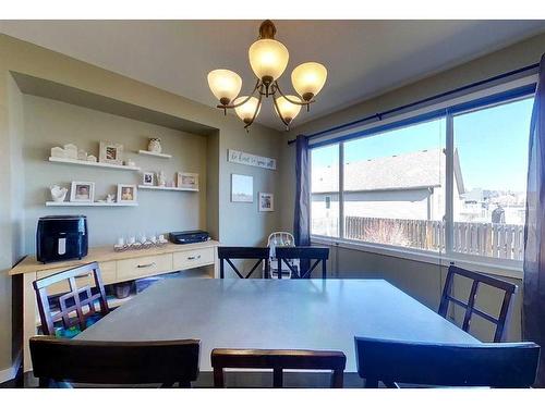 4140 15 Avenue, Edson, AB - Indoor Photo Showing Dining Room