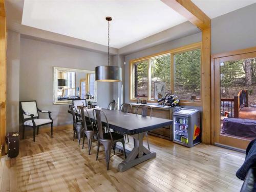 4-124 Stonecreek Road, Canmore, AB - Indoor Photo Showing Dining Room