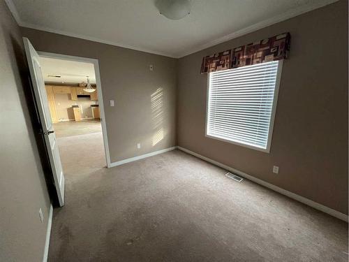 103-502 1 Street, Fox Creek, AB - Indoor Photo Showing Other Room